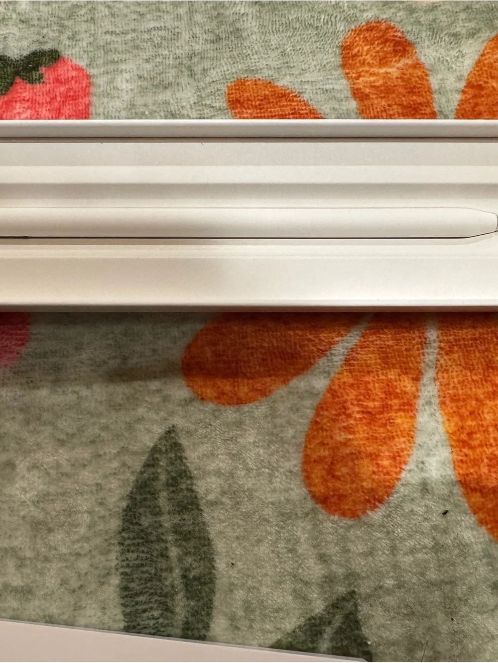 Apple Pencil (White) with Branded Packaging